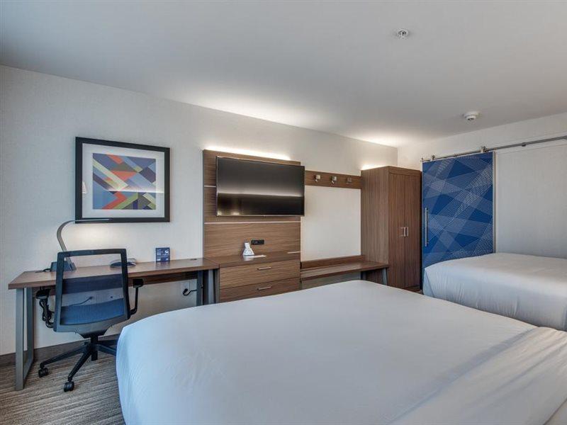 Holiday Inn Express & Suites Dallas North - Addison By Ihg Buitenkant foto