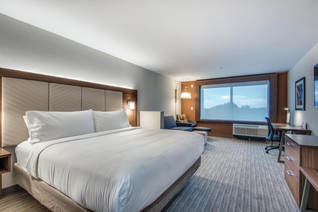 Holiday Inn Express & Suites Dallas North - Addison By Ihg Buitenkant foto