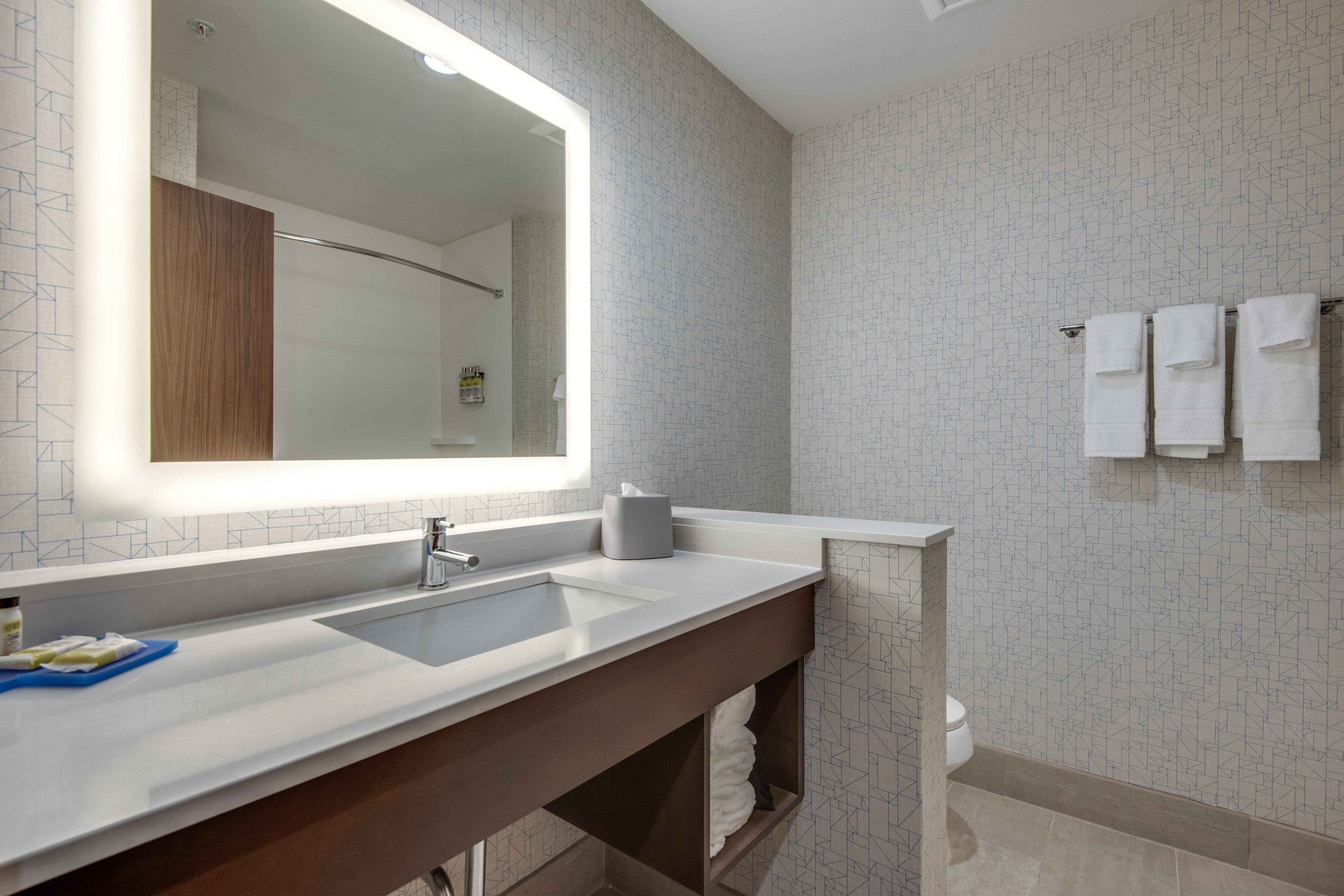 Holiday Inn Express & Suites Dallas North - Addison By Ihg Buitenkant foto