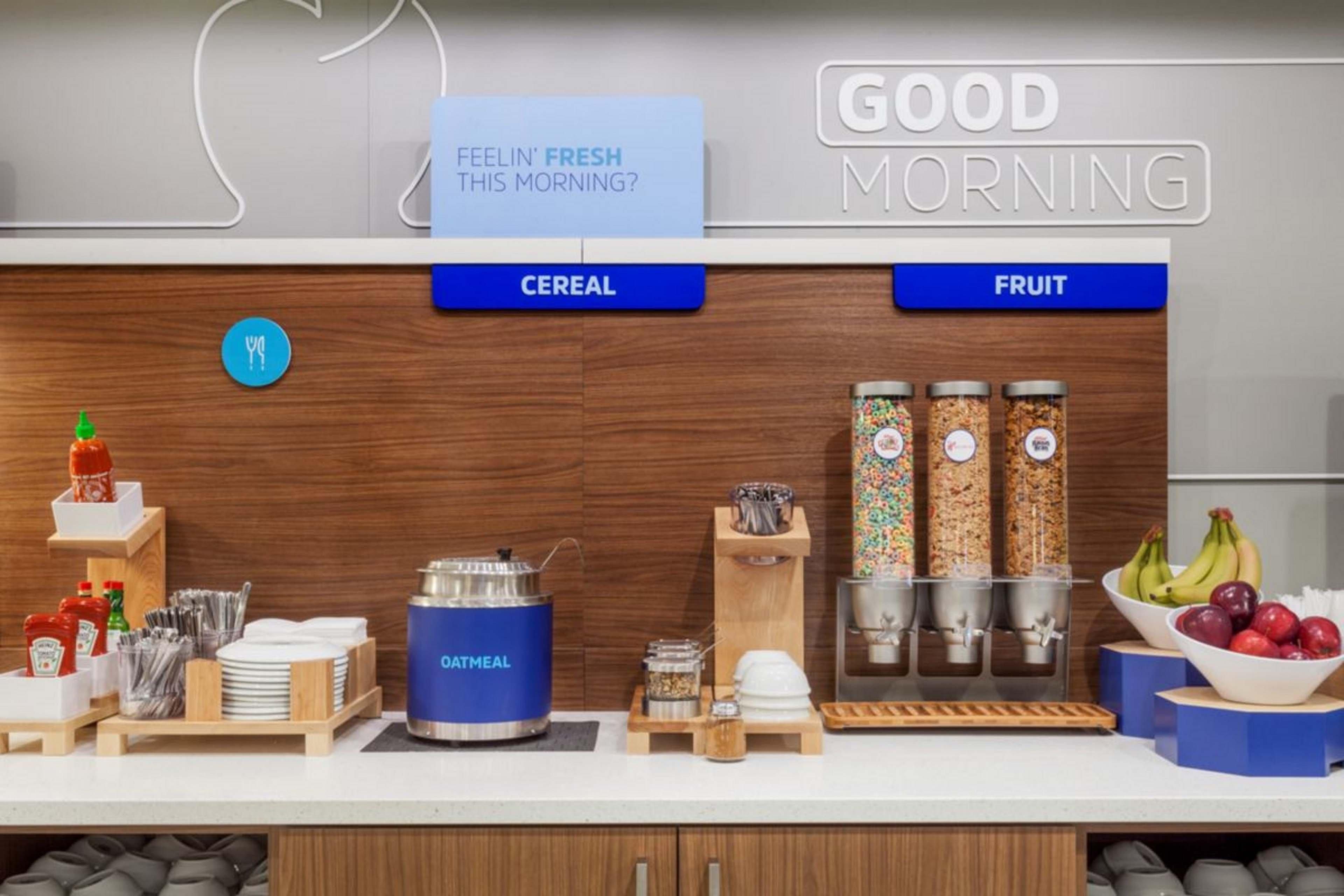 Holiday Inn Express & Suites Dallas North - Addison By Ihg Buitenkant foto