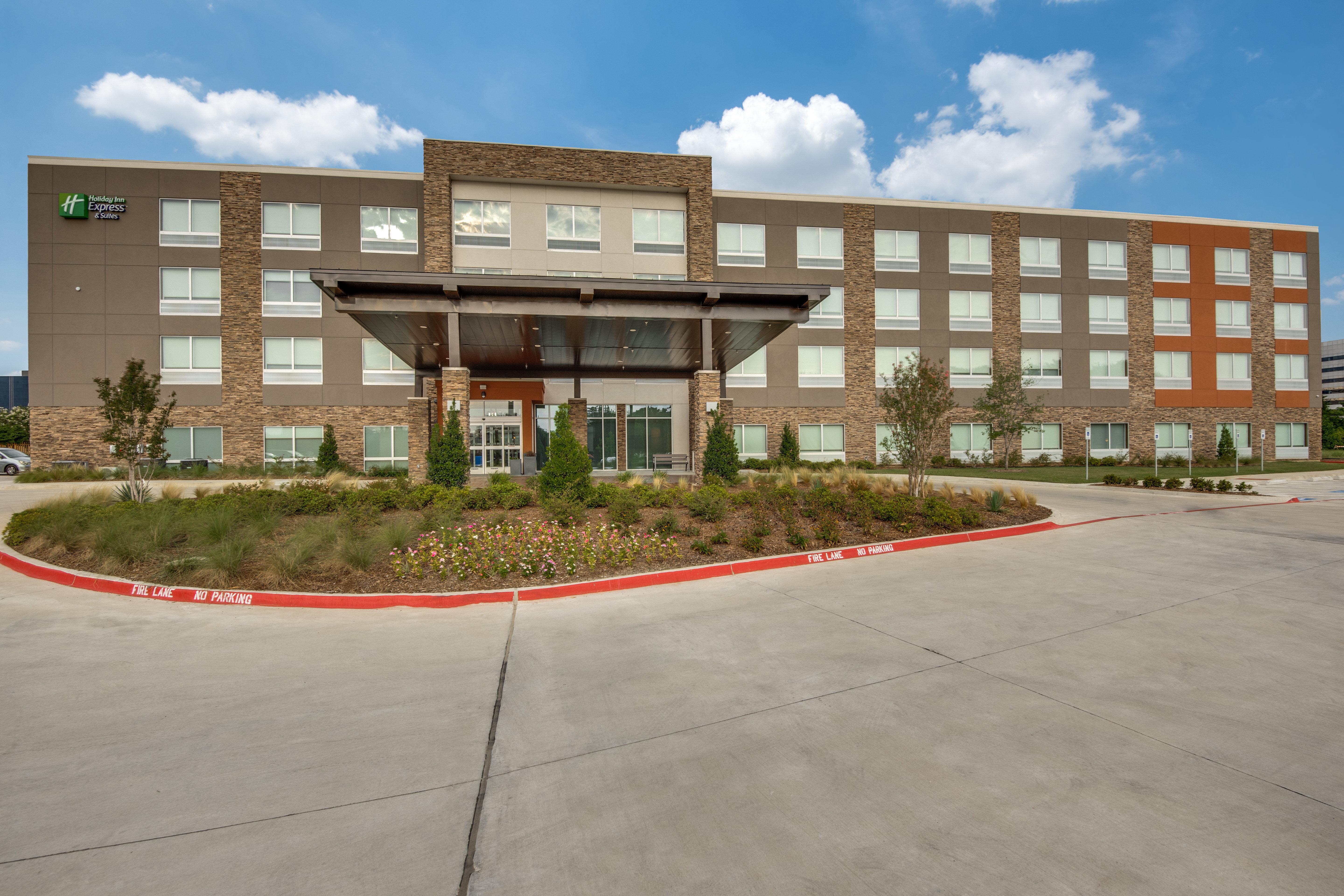 Holiday Inn Express & Suites Dallas North - Addison By Ihg Buitenkant foto